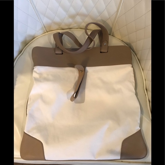 Authentic Burberry Canvas Tote Bag - Picture 3 of 10